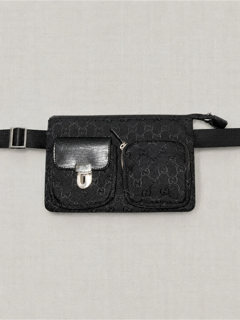 Vintage Gucci GG Canvas Waist Belt Bag / Utility Belt Bag - Picture 2 of 7